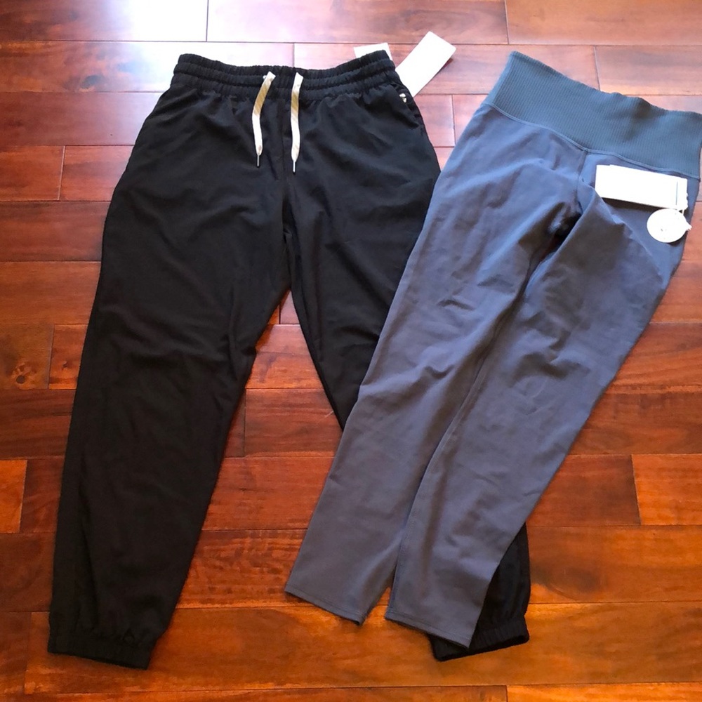 New Two pairs of size small Vuori